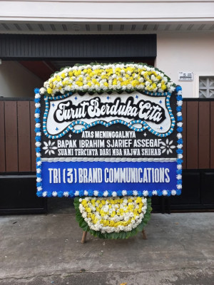 Papan Bunga Duka di Karang Jati
